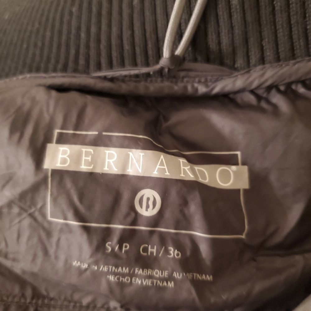 Bernardo Packable Down Walker Jacket - Picture 12 of 13
